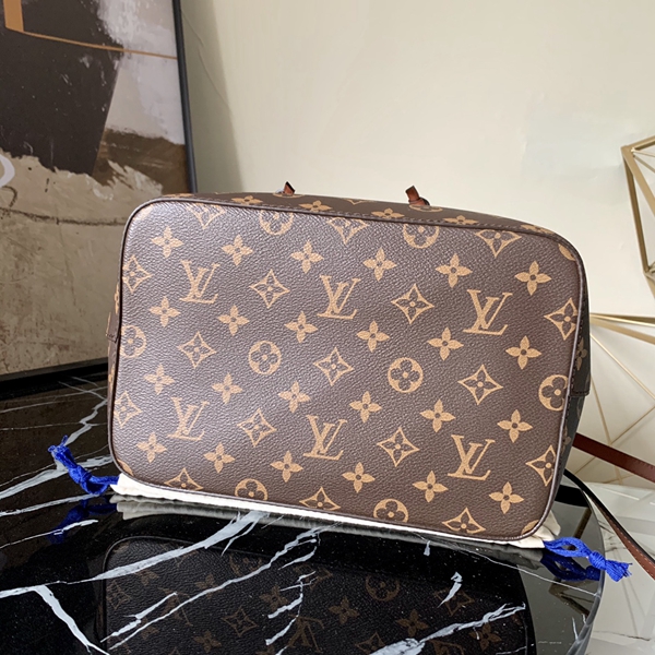 ルイヴィトンバッグ内部構造